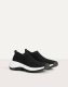 Sneaker mit Netzstoff und Socken